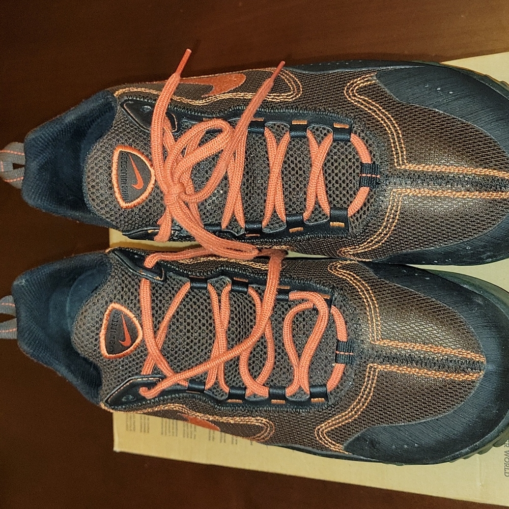 Men Nike Wildedge QS Sneakers